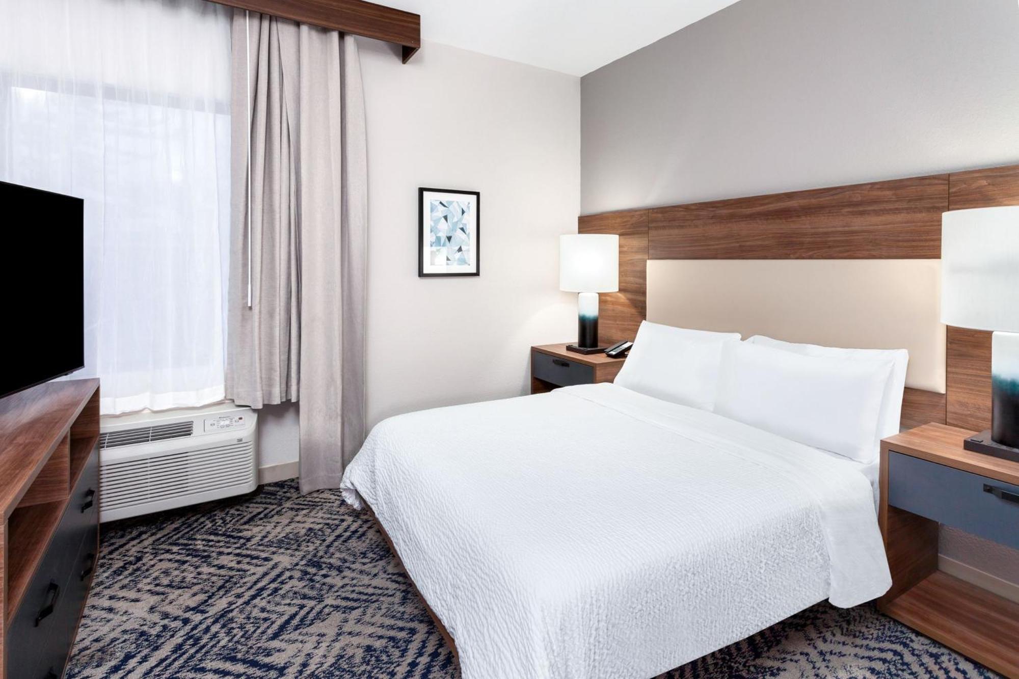 Candlewood Suites Columbus North, An Ihg Hotel Exterior foto